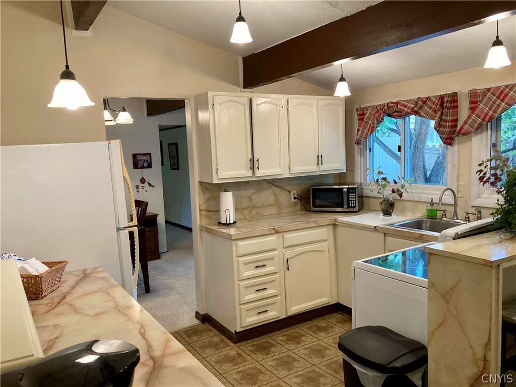 3 Plaza Road Clay, NY 13090 - Photo 15 of 43