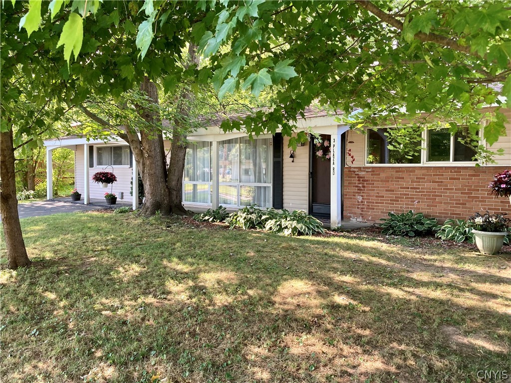 3 Plaza Road Clay, NY 13090 - Photo 3 of 43