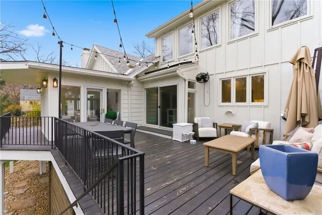 $1,050,000 | 3705 Shawnee Mission Parkway, Fairway, KS 66205