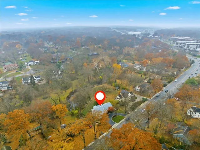 $1,050,000 | 3705 Shawnee Mission Parkway, Fairway, KS 66205