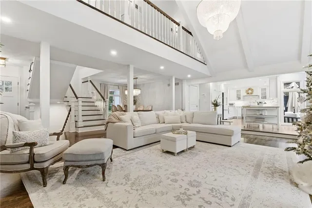 $1,050,000 | 3705 Shawnee Mission Parkway, Fairway, KS 66205