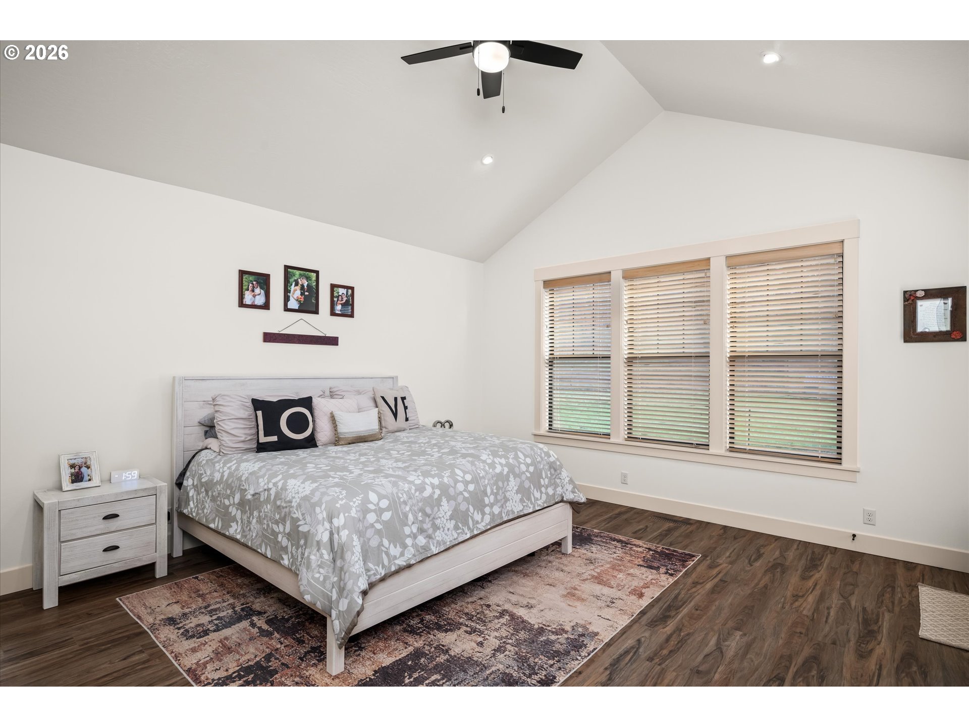 37640 Upper Camp Creek Road Springfield, OR 97478 - Photo 21 of 47 a bedroom with a bed and a window