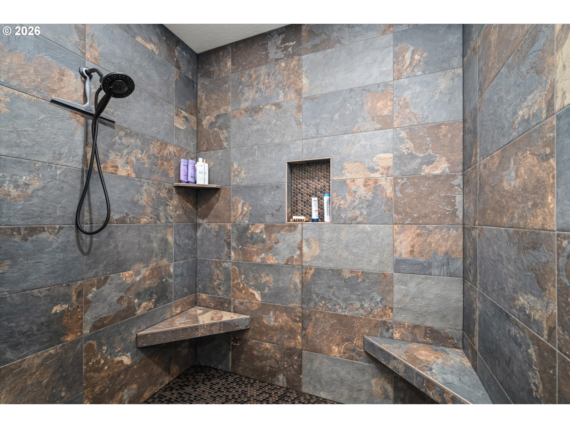 37640 Upper Camp Creek Road Springfield, OR 97478 - Photo 27 of 47 a bathroom with a shower