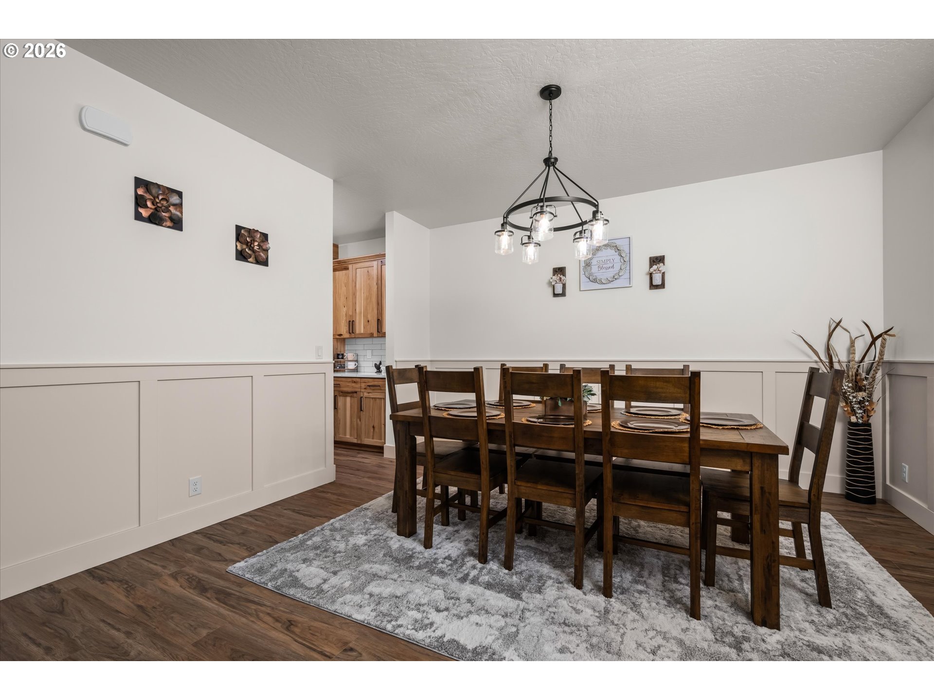37640 Upper Camp Creek Road Springfield, OR 97478 - Photo 7 of 47 a view of a dining room with furniture