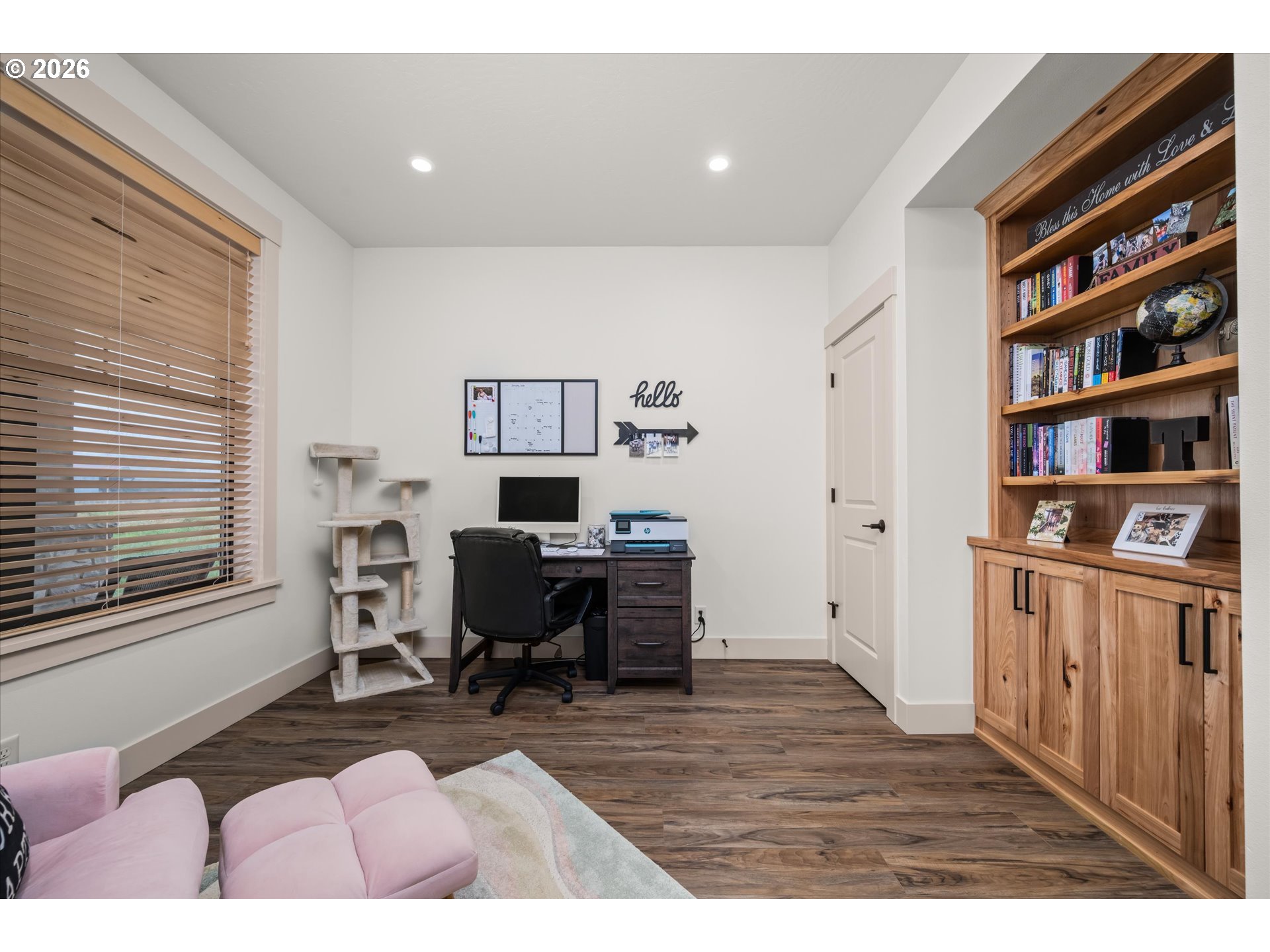 37640 Upper Camp Creek Road Springfield, OR 97478 - Photo 8 of 47 a workspace with furniture bookshelf and a window