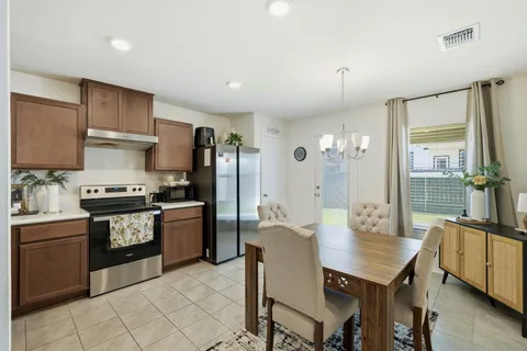 $260,000 | 220 Lucky Texan Road, Jarrell, TX 76537