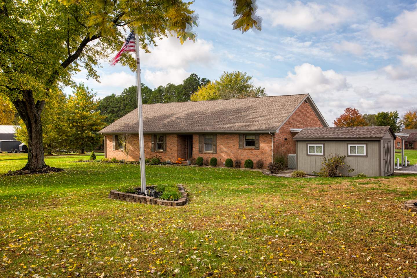 4943 Orchard Road Evansville, IN 47720 - Photo 2 of 35 Gallery Image 2