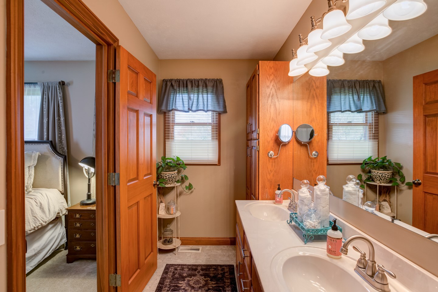 4943 Orchard Road Evansville, IN 47720 - Photo 18 of 35 Gallery Image 18