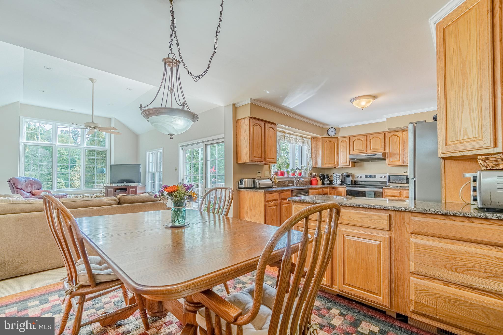 211 Cassatt Road Berwyn, PA 19312 - Photo 6 of 40 Eat in Kitchen