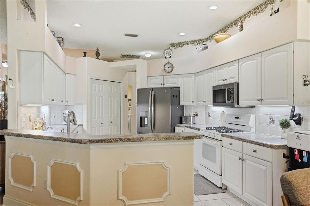 1430 Canberley Court Trinity, FL 34655 - Photo 16 of 66