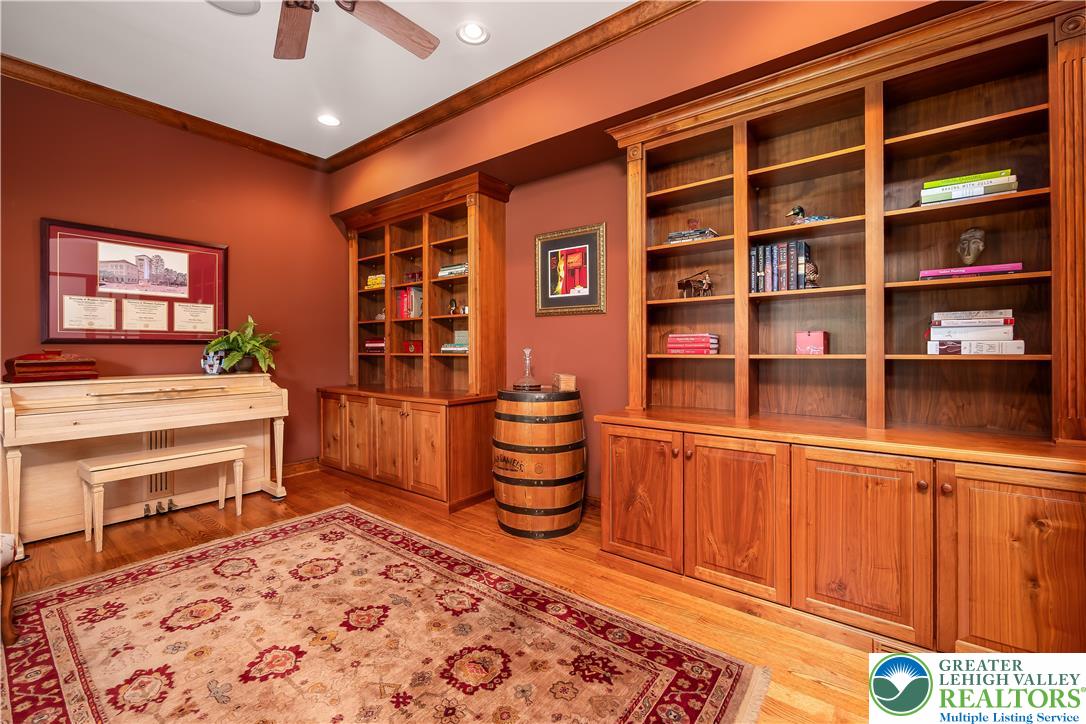 1559 Surrey Road Bethlehem, PA 18015 - Photo 12 of 44 Gallery Image 12
