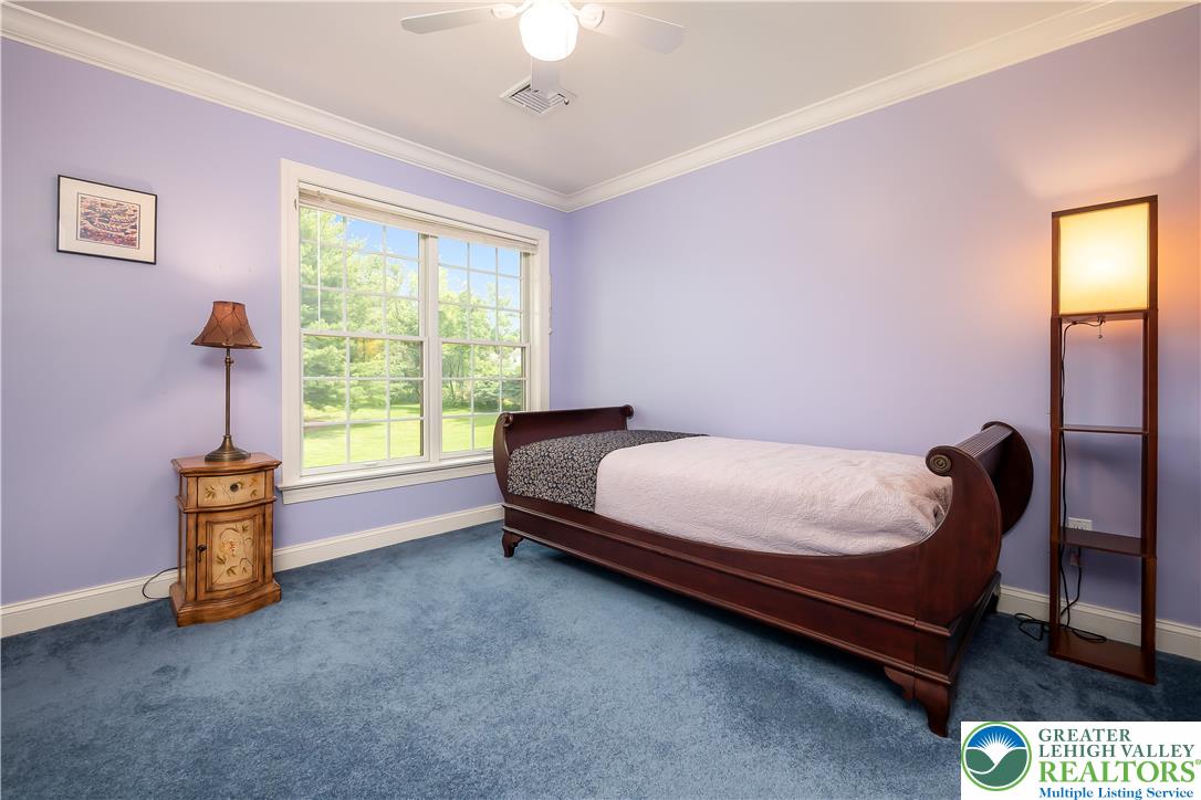 1559 Surrey Road Bethlehem, PA 18015 - Photo 41 of 44 Gallery Image 41