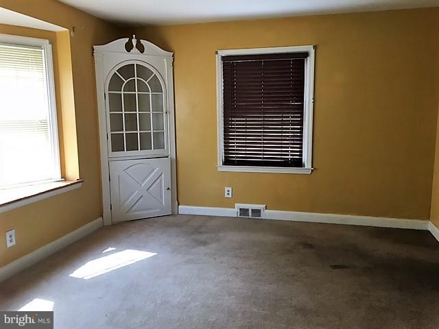 8124 Glen Gary Road Baltimore, MD 21286 - Photo 5 of 14 Dining Room