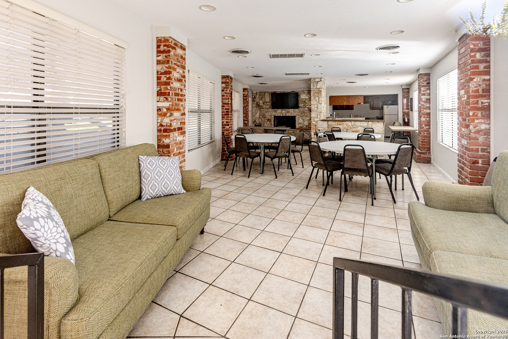 7500 Callaghan Road, Unit 135 San Antonio, TX 78229 - Photo 26 of 33