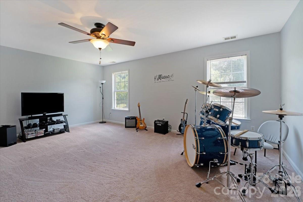 11932 Fox Glen Road Charlotte, NC 28269 - Photo 14 of 32