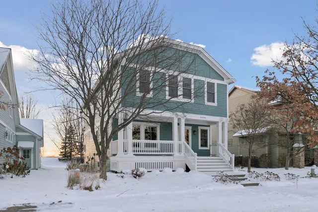 $599,900 | 14246 Garden Way, Hugo, MN 55038