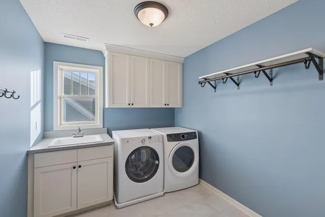 $599,900 | 14246 Garden Way, Hugo, MN 55038