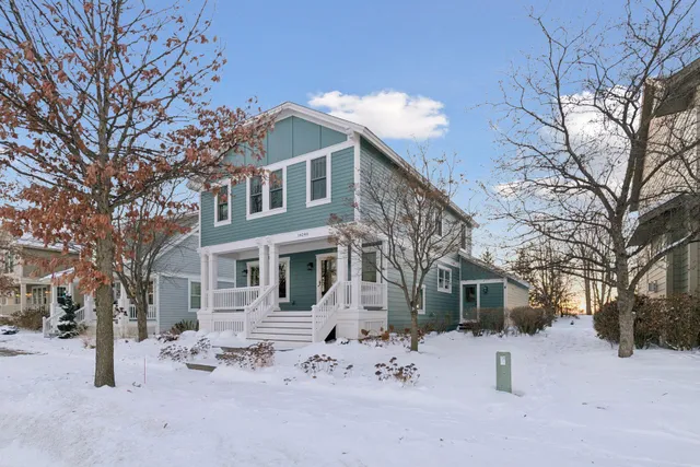 $599,900 | 14246 Garden Way, Hugo, MN 55038