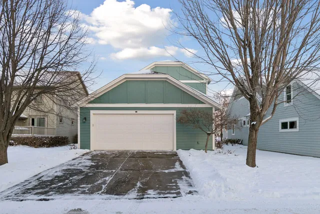 $599,900 | 14246 Garden Way, Hugo, MN 55038