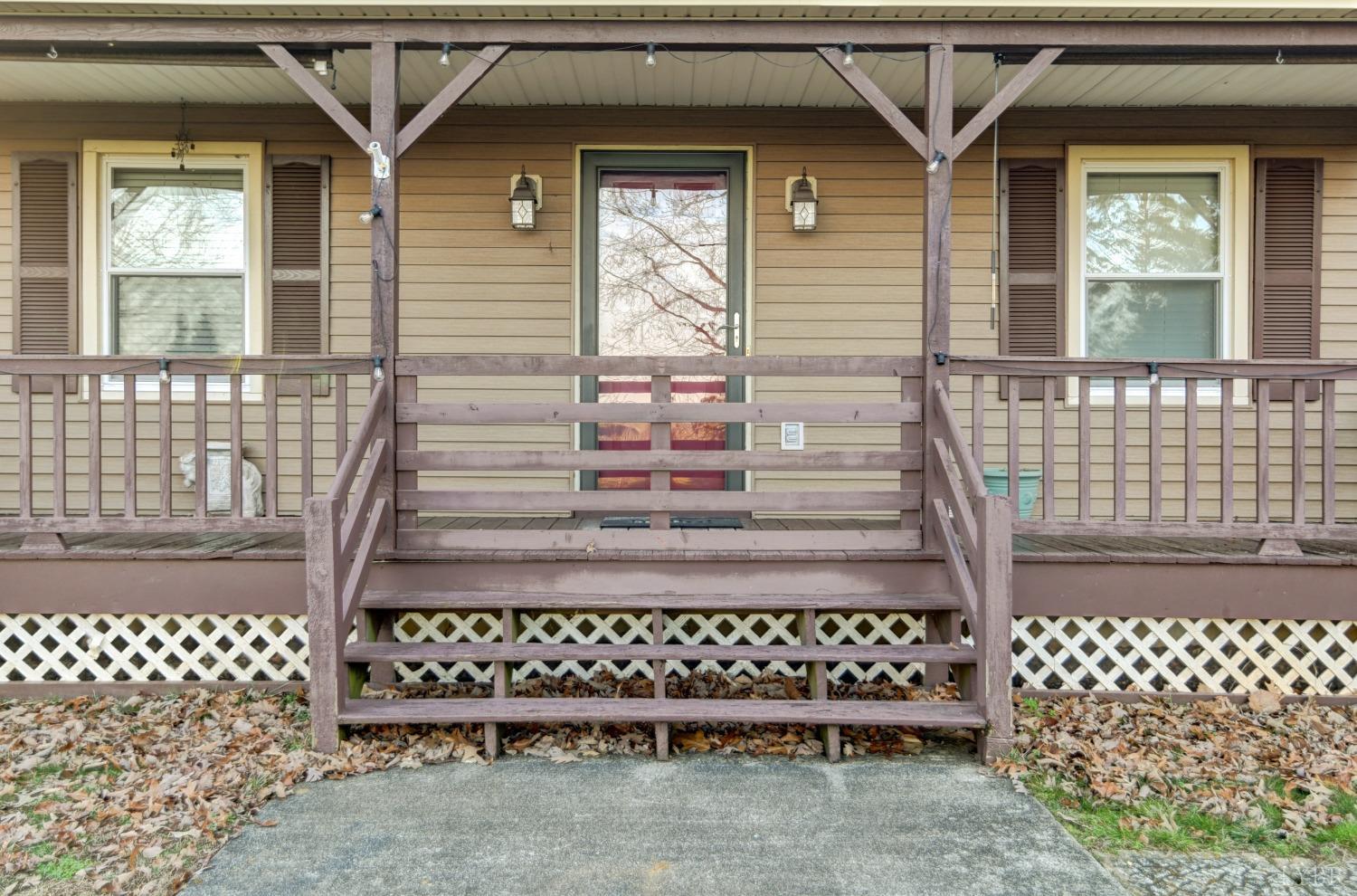 2598 Stapleton Road Madison Heights, VA 24572 - Photo 3 of 54