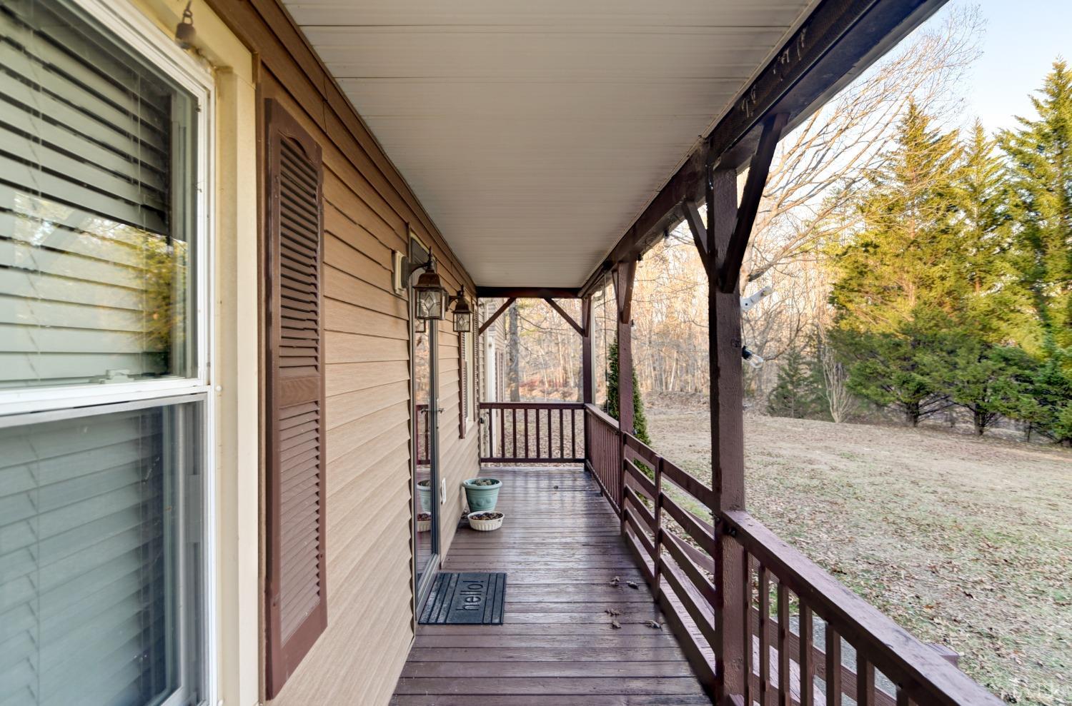 2598 Stapleton Road Madison Heights, VA 24572 - Photo 4 of 54