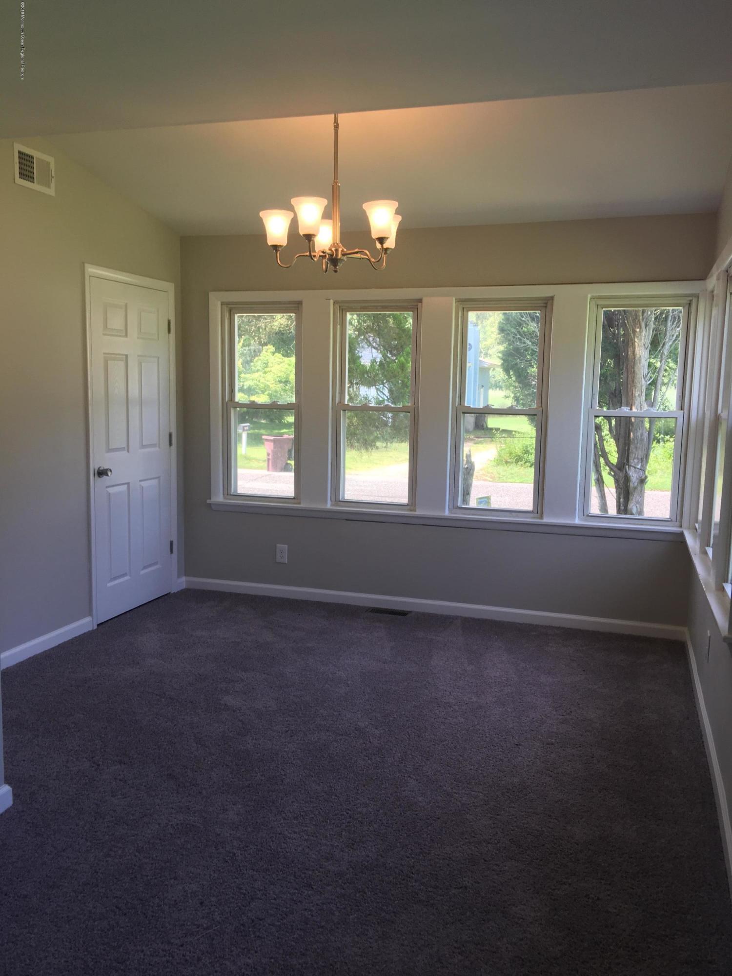620 Riverside Drive Bayville, NJ 08721 - Photo 8 of 20 620 Riverside Bedroom2