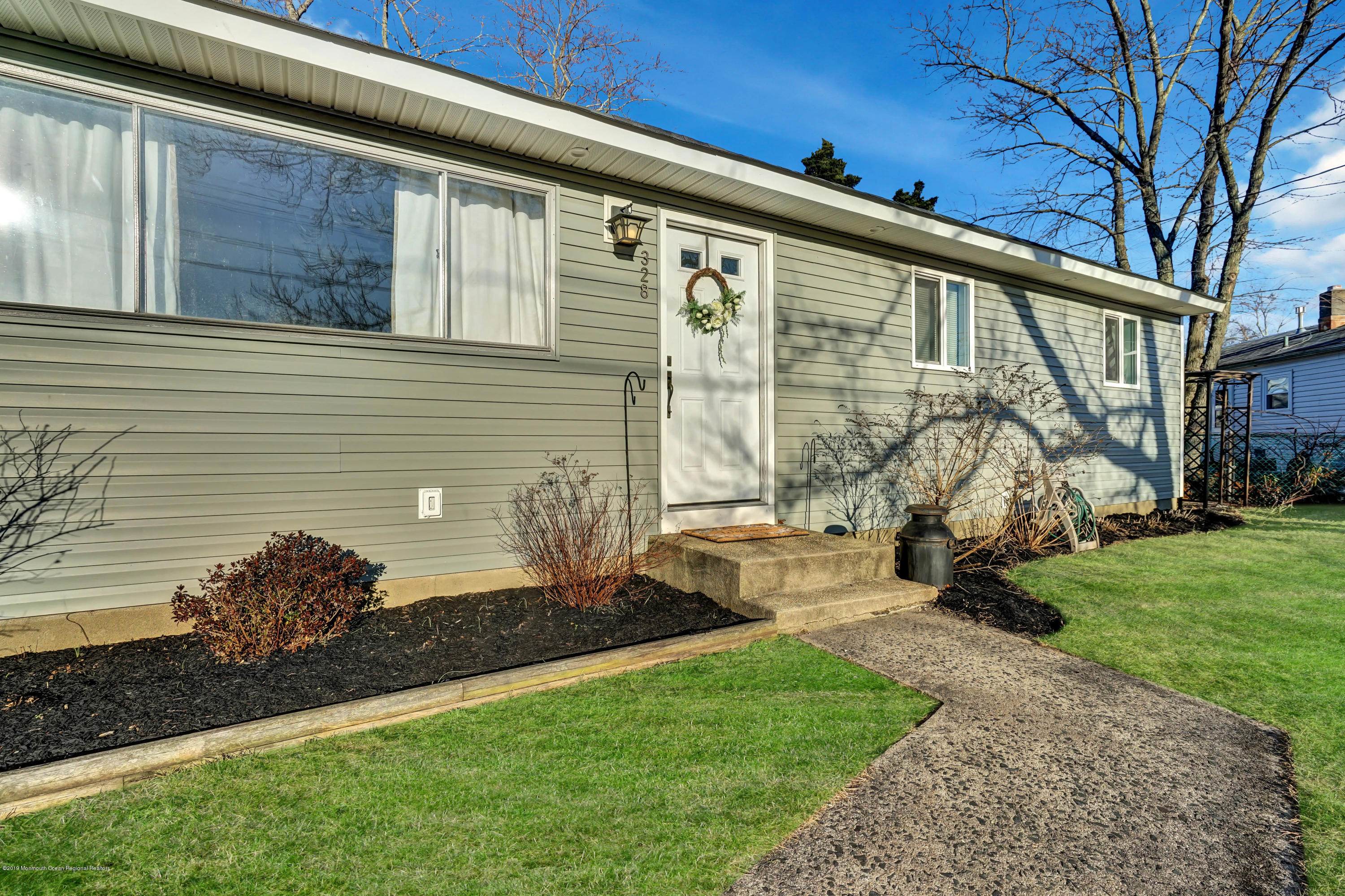 328 Stearman Road Brick, NJ 08723 - Photo 3 of 28 007_dsc06574_1