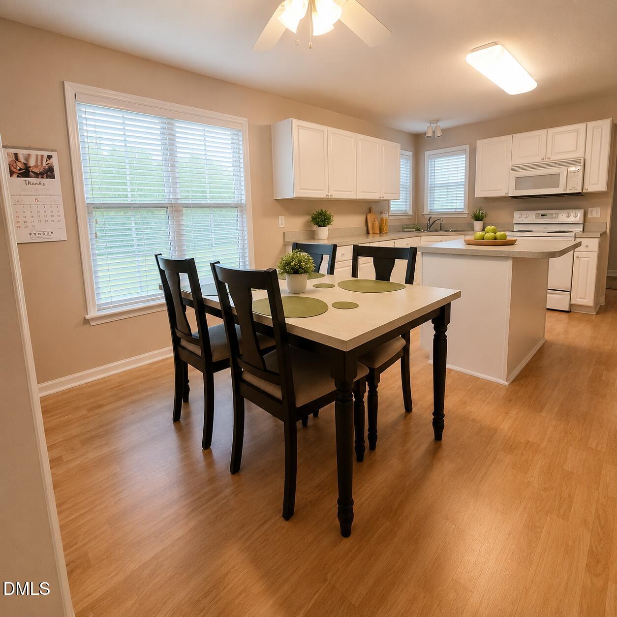 4320 Grassy Field Drive Raleigh, NC 27610 - Photo 9 of 47 3.2