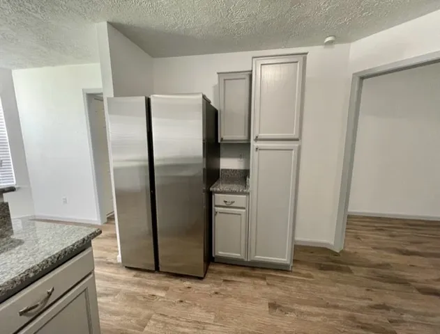 $2,000 | 479 Lost Rock Drive, Webster, TX 77598