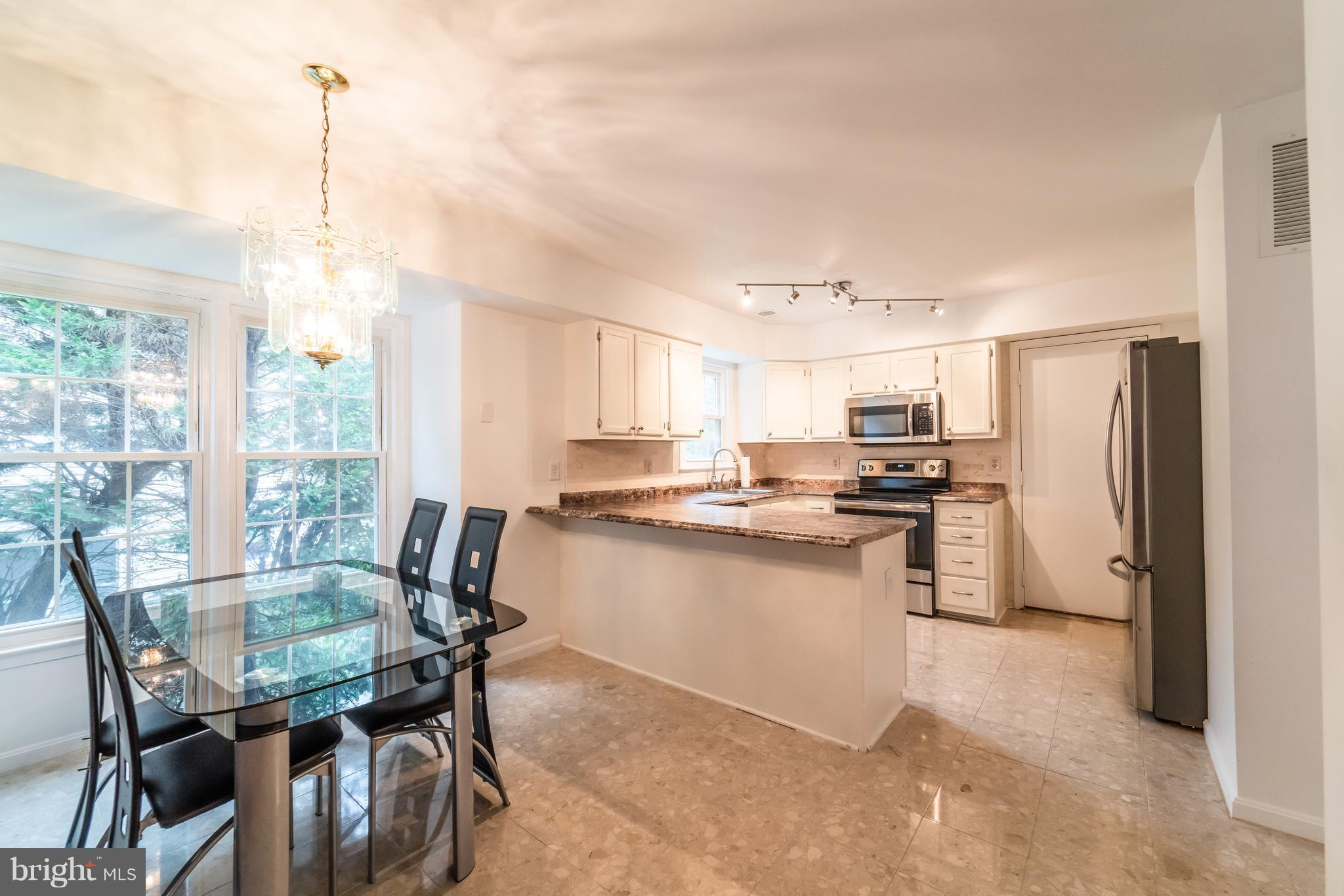 14903 Hatteras Way Silver Spring, MD 20906 - Photo 7 of 30 Top of the line Gorgeous shiny Marble floors!