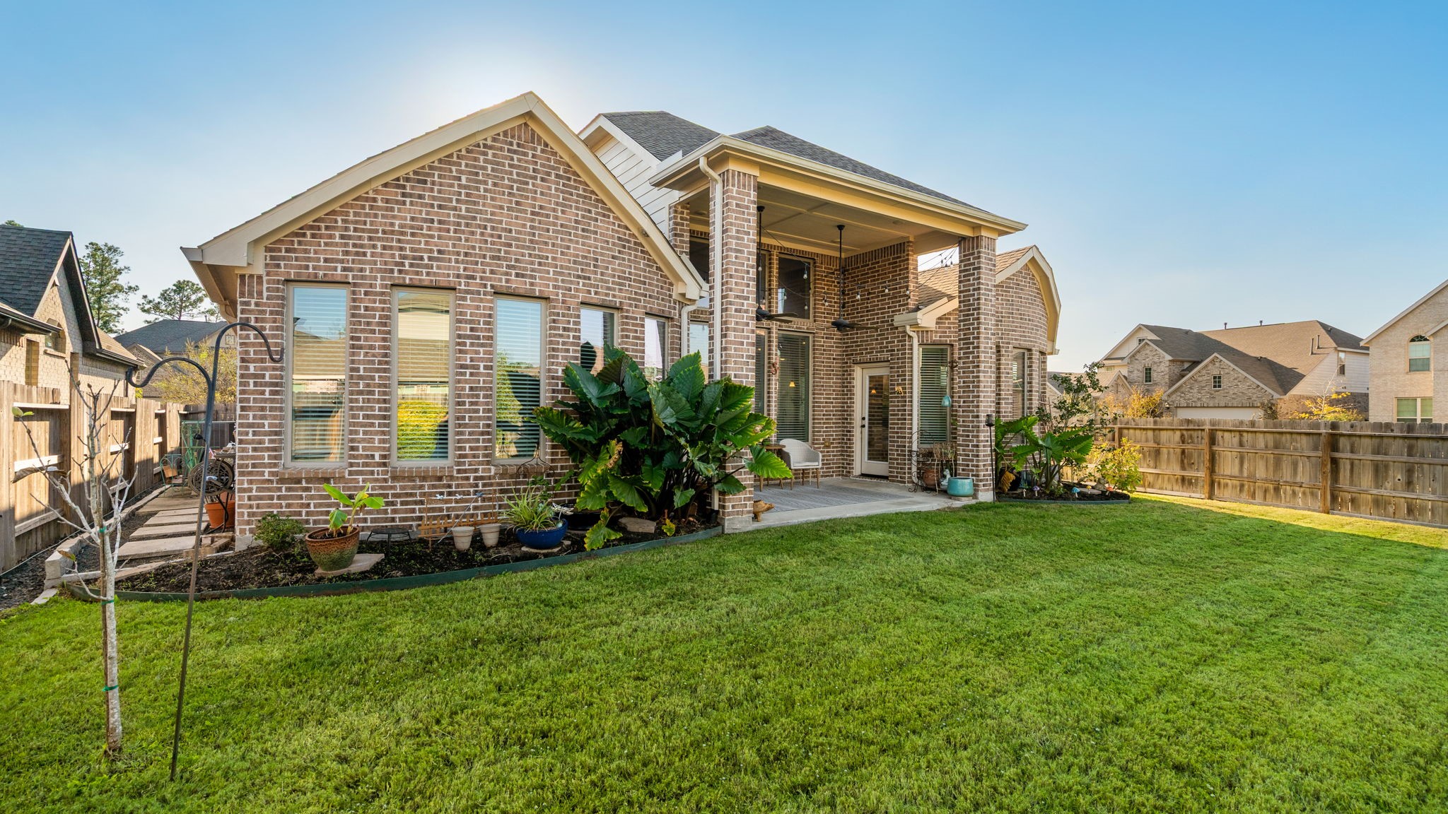 17525 Sunset Skies Road Conroe, TX 77302 - Photo 39 of 50 2 Gracious side yards offer endless possibilities!