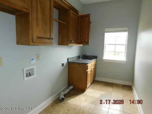 $639,900 | 9090 Sandy Drive, Olive Branch, MS 38654