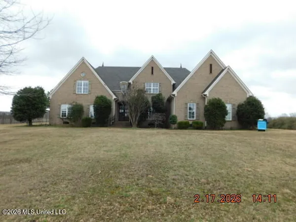 $639,900 | 9090 Sandy Drive, Olive Branch, MS 38654