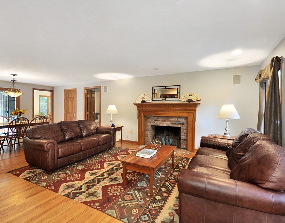 76 Charter Road Acton, MA 01720 - Photo 6 of 27