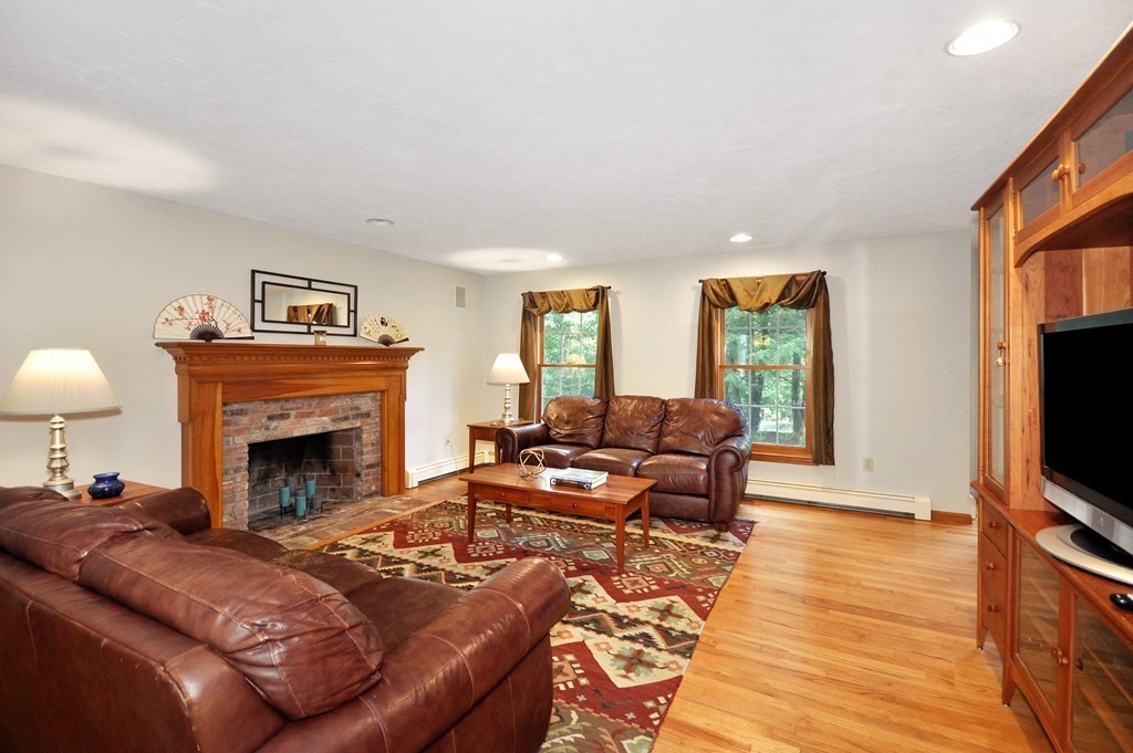 76 Charter Road Acton, MA 01720 - Photo 7 of 27