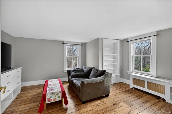 $1,799,000 | 247 Broadway, Pleasantville, NY 10570