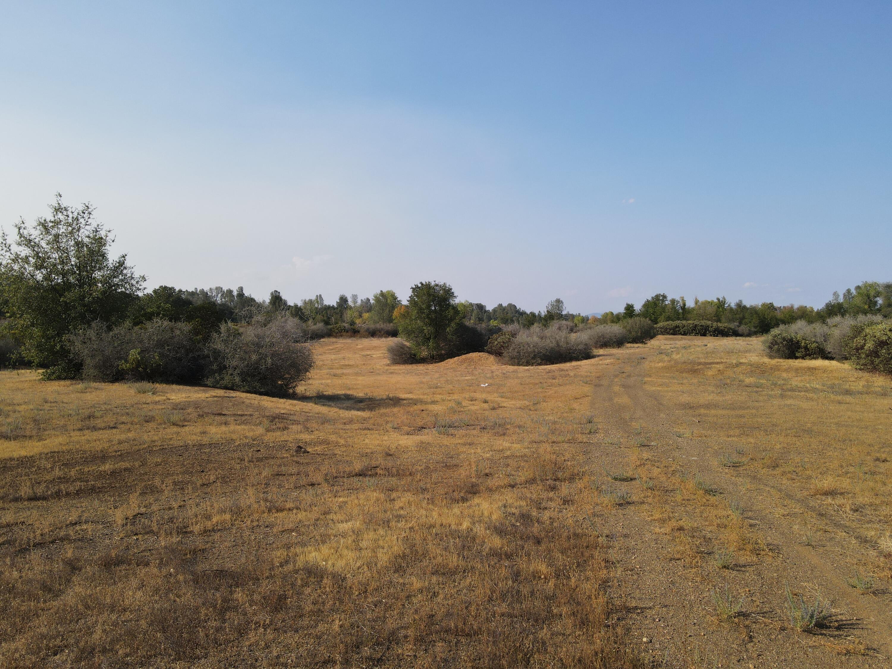 Old Oregon Trail Redding, CA 96002 - Photo 15 of 51 a view of lake