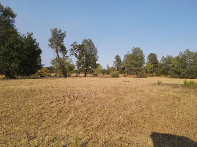 $2,900,000 | Old Oregon Trail, Redding, CA 96002