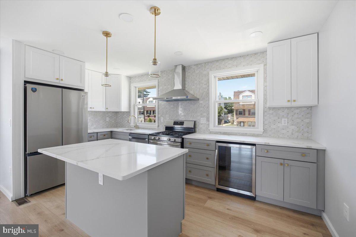 9955 Bridle Road Philadelphia, PA 19115 - Photo 13 of 36 Kitchen11