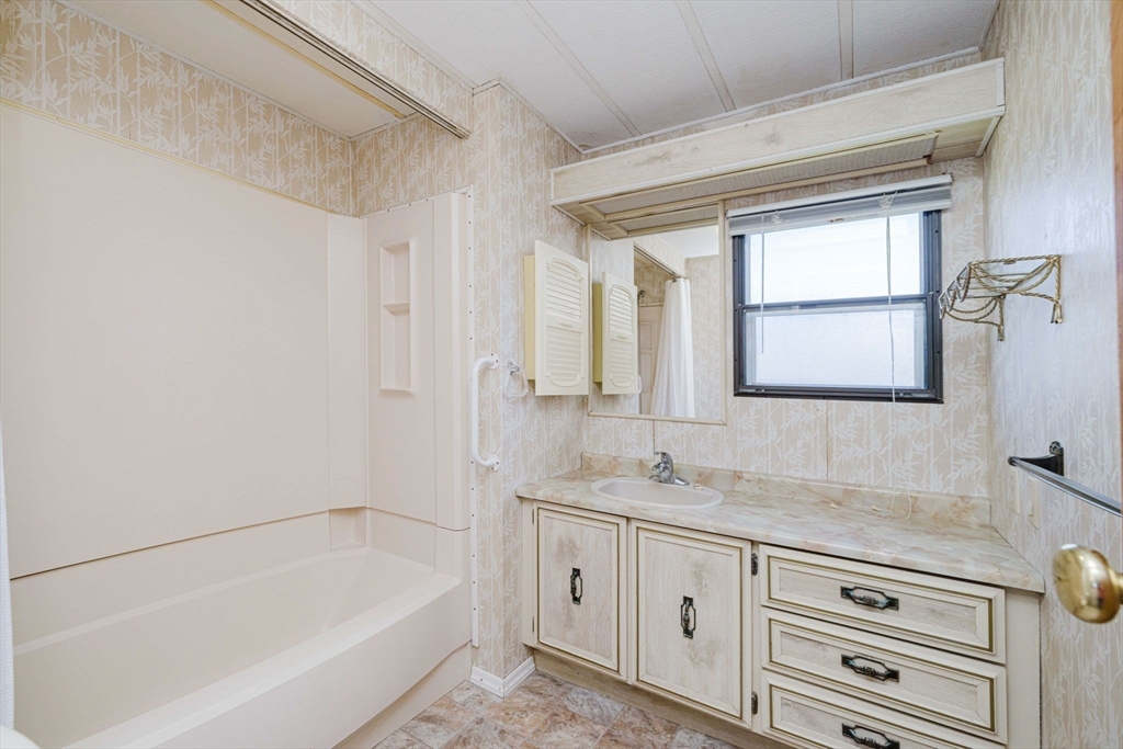 103 Peter Street Raynham, MA 02767 - Photo 23 of 33