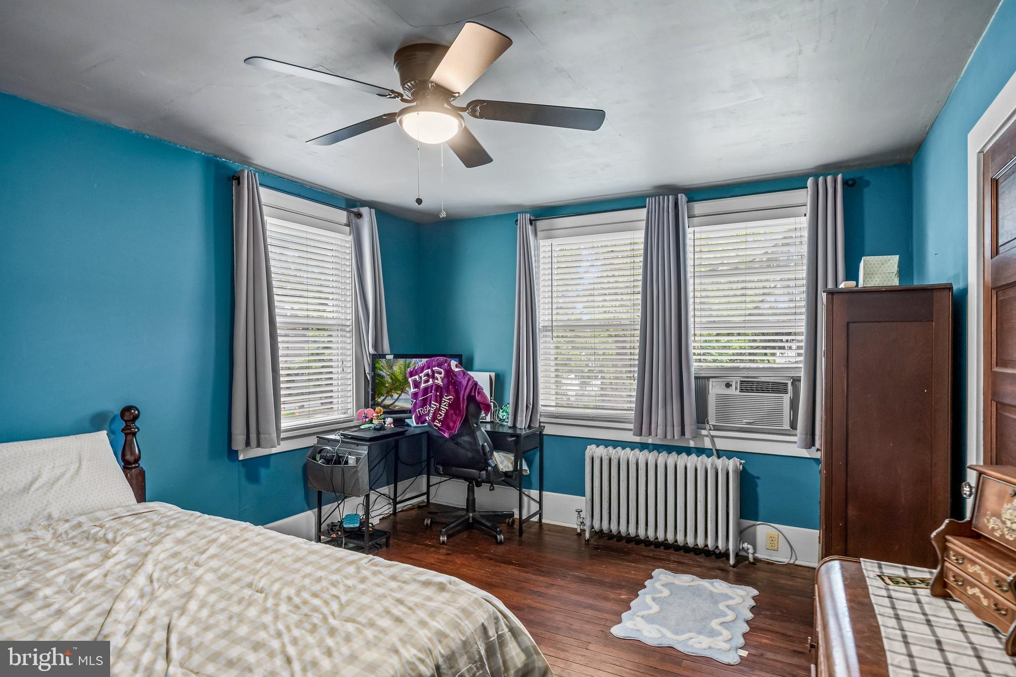 54 Warren Street Beverly, NJ 08010 - Photo 15 of 39