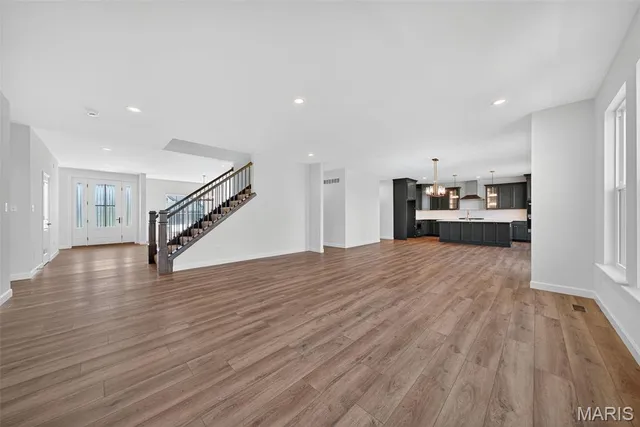 $739,900 | 303 Clewer Park Court, Lake St. Louis, MO 63367