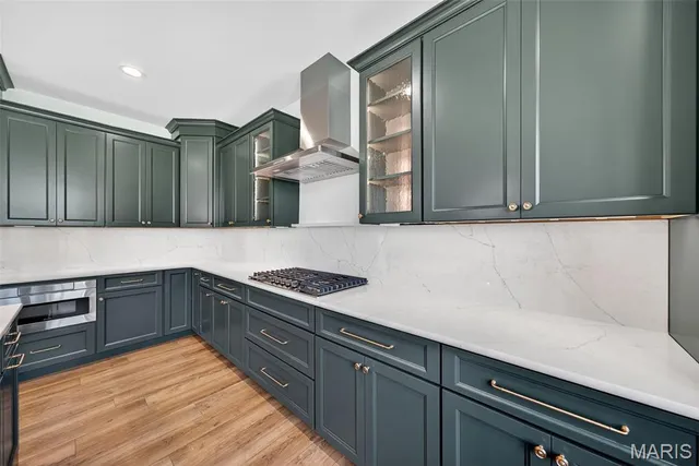 $739,900 | 303 Clewer Park Court, Lake St. Louis, MO 63367