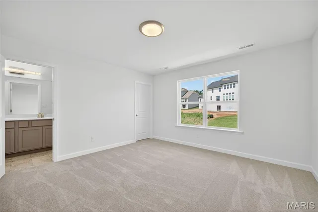 $739,900 | 303 Clewer Park Court, Lake St. Louis, MO 63367