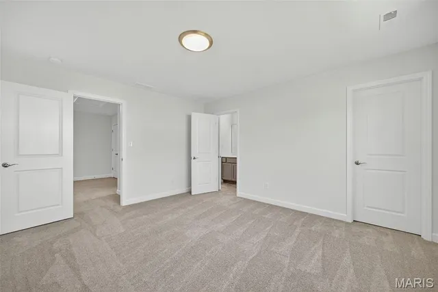 $739,900 | 303 Clewer Park Court, Lake St. Louis, MO 63367