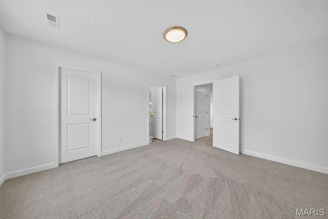 $739,900 | 303 Clewer Park Court, Lake St. Louis, MO 63367