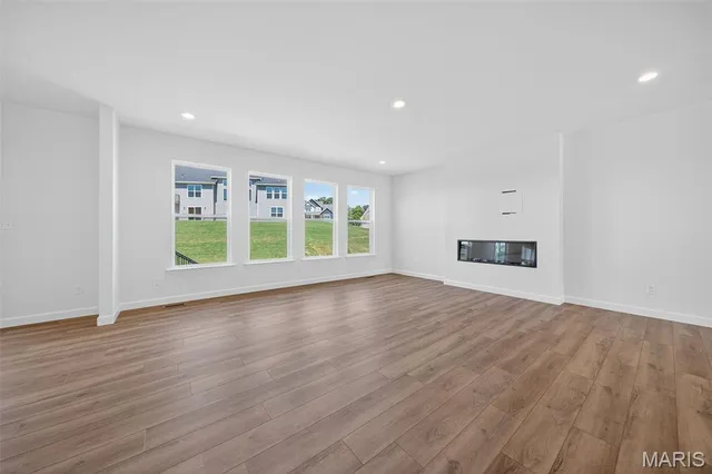 $739,900 | 303 Clewer Park Court, Lake St. Louis, MO 63367