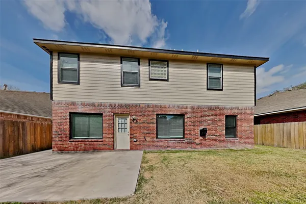 $2,390 | 13007 Bretford Court, Houston, TX 77065