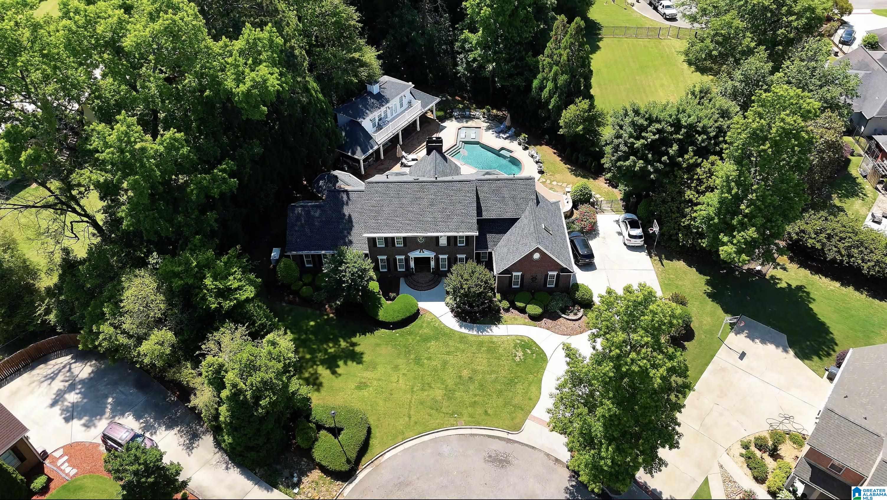 14 Country Squire Road Anniston, AL 36207 - Photo 4 of 59