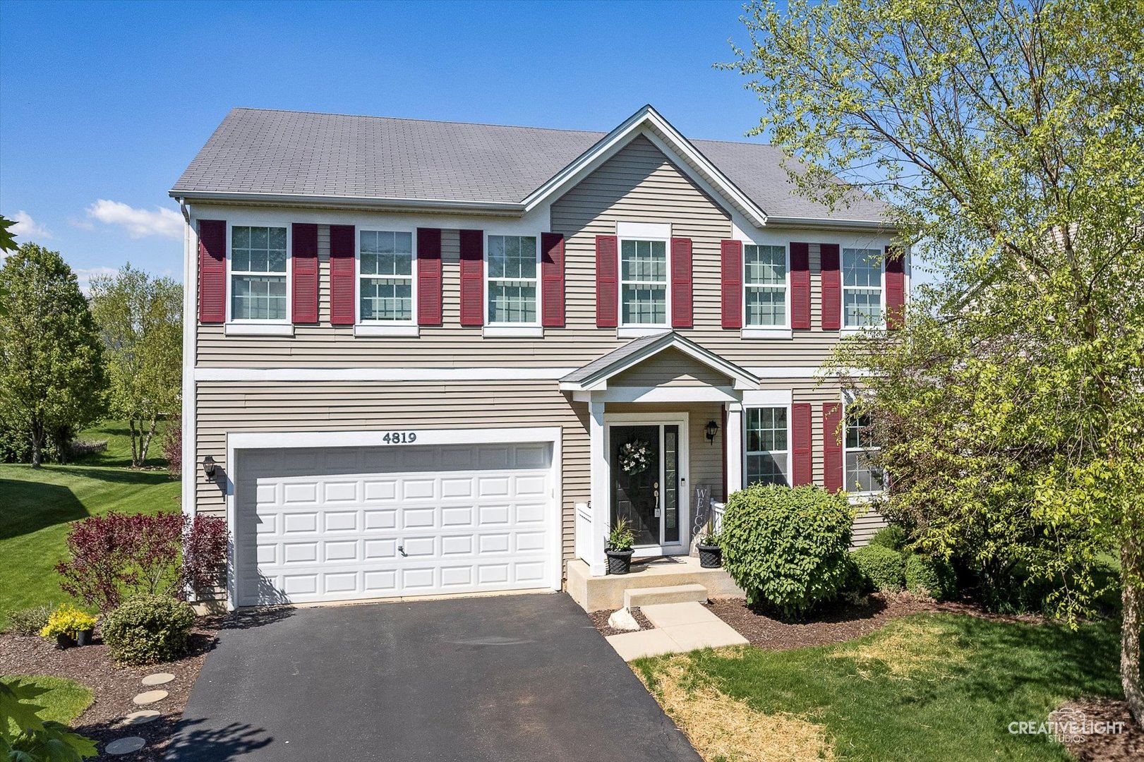 4819 Butler Street Oswego, IL 60543 - Photo 2 of 29 Gallery Image 2